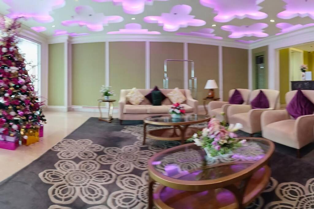 Monarch Parksuites - Balmoral Place Paranaque City ภายนอก รูปภาพ
